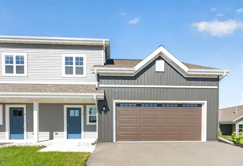 1675 Reigle #7, Kewaskum, WI 53040