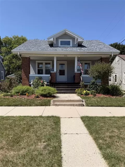 2214 S 16th, Sheboygan, WI 53081
