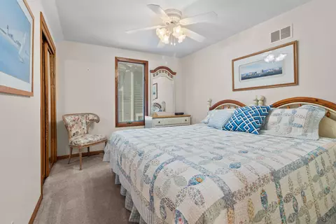 Bedroom - w5426 Solid Comfort Road, La Grange, WI 53121 photo 2 of 3