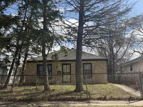5858 N 80th, Milwaukee, WI 53218