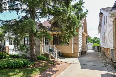 2874 N 59th, Milwaukee, WI 53210
