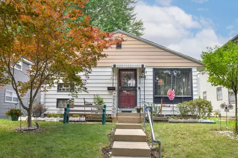 5913 N 70th, Milwaukee, WI 53218