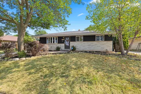 1409 W Wanda, Milwaukee, WI 53221