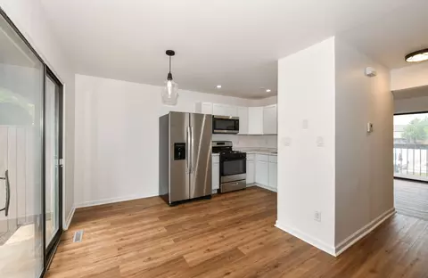 1631 W Edgerton #L, Milwaukee, WI 53221