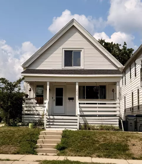 1230 E Pryor, Milwaukee, WI 53207