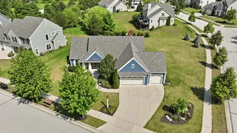 1724 Moccasin, Waukesha, WI 53189