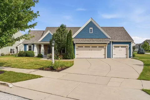 1724 Moccasin, Waukesha, WI 53189