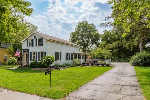 108 S State, Rochester, WI 53167