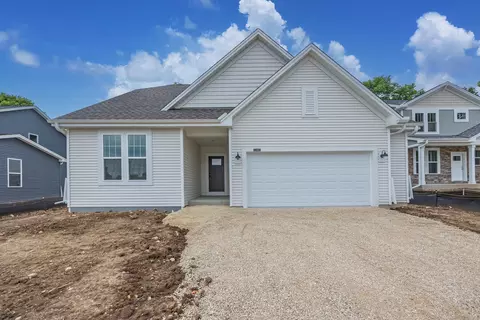 1141 Mt Vernon, Hartford, WI 53027