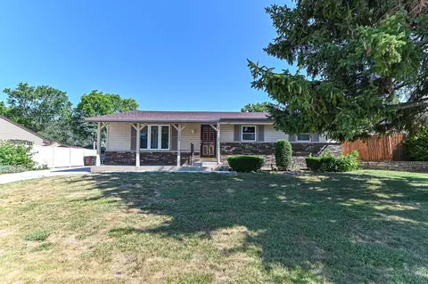 1220 Lakeview, South Milwaukee, WI 53172