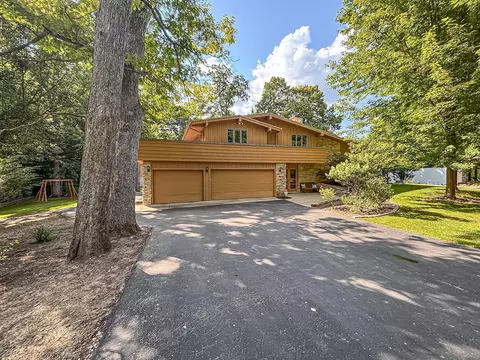 w267n7141 White Oak, Lisbon, WI 53089