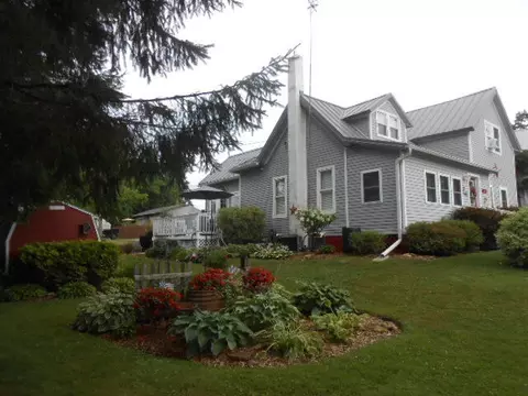721 Field, Hillsboro, WI 54634