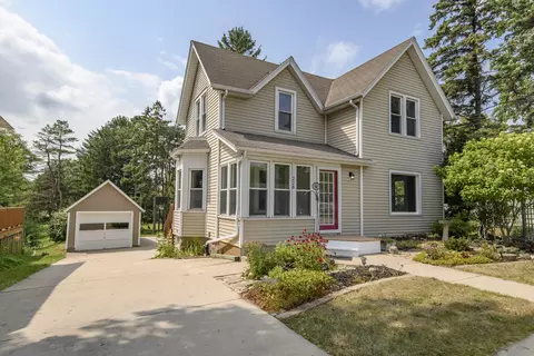 228 N Watertown, Johnson Creek, WI 53038