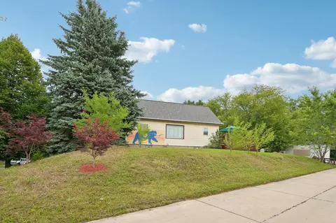 Exterior - 1731 E Bennett, Milwaukee, WI 53207 photo 6 of 15
