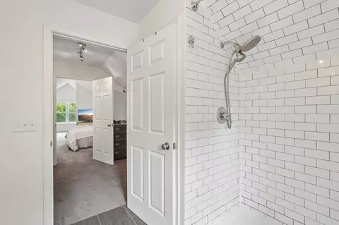 Bath - 1731 E Bennett, Milwaukee, WI 53207 photo 5 of 5