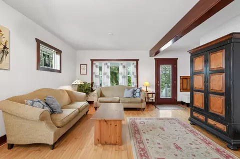 Living - 1731 E Bennett, Milwaukee, WI 53207 photo 3 of 3