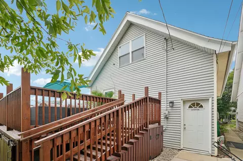 Exterior - 1731 E Bennett, Milwaukee, WI 53207 photo 8 of 15