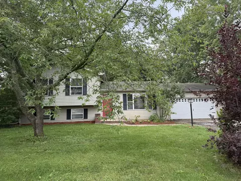 8527 222nd, Salem Lakes, WI 53168