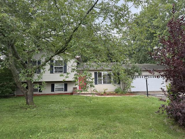 8527 222nd, Salem Lakes, WI 53168