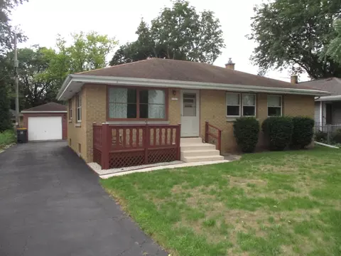 11019 W Park Hl, Wauwatosa, WI 53226