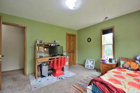 Bedroom - s108w37645 Draper, Eagle, WI 53119 photo 5 of 9