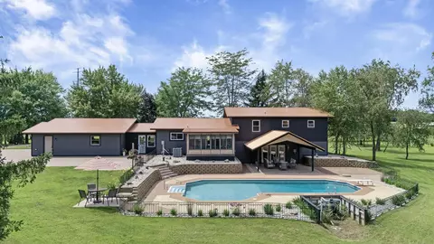 n15648 West Prairie Road, Trempealeau, WI 54661