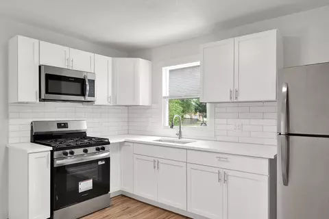 8208 W Keefe, Milwaukee, WI 53222