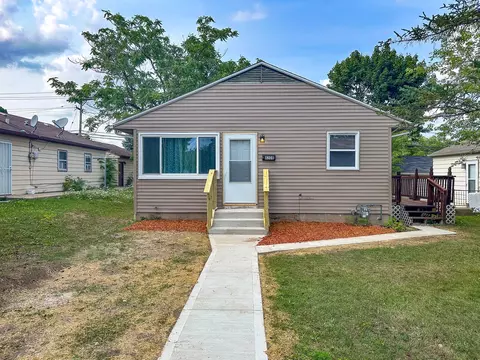 8208 W Keefe, Milwaukee, WI 53222