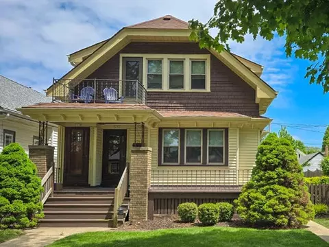 3154 S Nevada #3156, Milwaukee, WI 53207