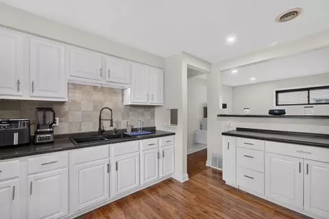 4643 S Logan, Milwaukee, WI 53207