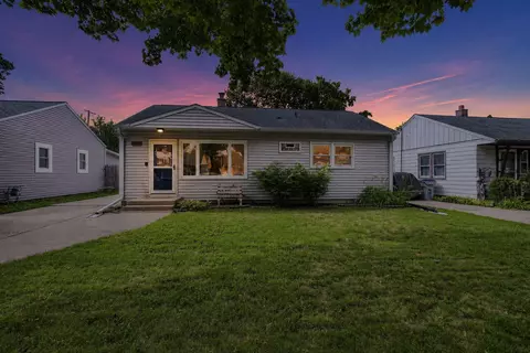 159 W Armour, Milwaukee, WI 53207
