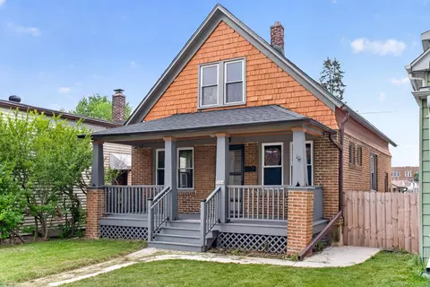 5264 S Packard, Milwaukee, WI 53154