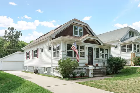 1329 N 70th, Wauwatosa, WI 53213