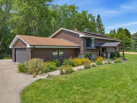 w330n5515 Linden, Merton, WI 53058