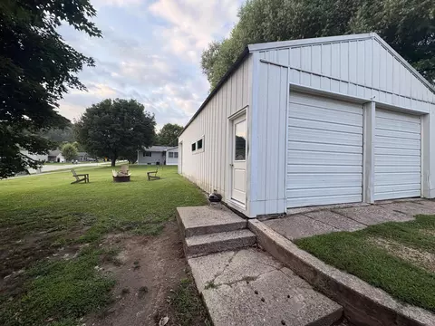 Exterior - 104 E Harrison, Viola, WI 54664 photo 2 of 3