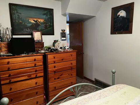 Bedroom - n2640 Bates Road, Lyndon, WI 53011 photo 2 of 2