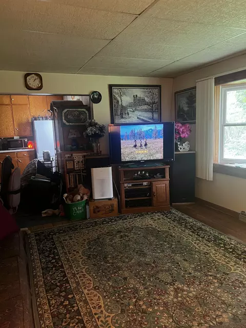 Living - n2640 Bates Road, Lyndon, WI 53011 photo 3 of 3