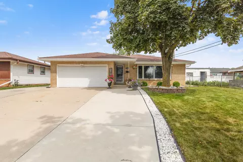 5850 S 14th, Milwaukee, WI 53221