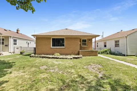 2530 S 64th, Milwaukee, WI 53219