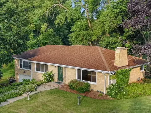 130 Sky, Lake Geneva, WI 53147