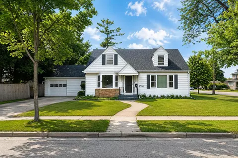 2900 19th, Racine, WI 53403