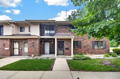 7209 57th #103, Kenosha, WI 53142