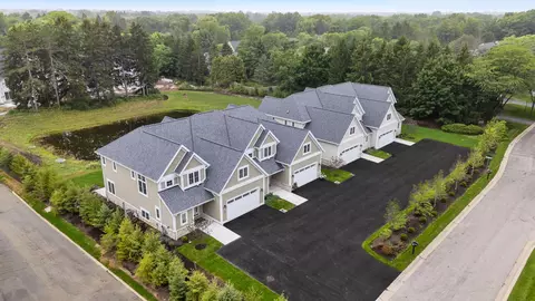 1407 W Eastbrook, Mequon, WI 53092