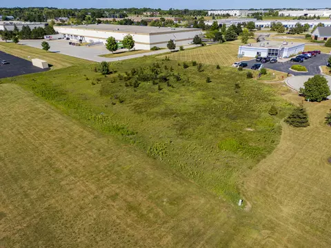 9707 S Airways, Franklin, WI 53150