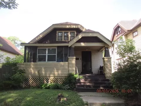 3711 N Dr William Finlayson, Milwaukee, WI 53212