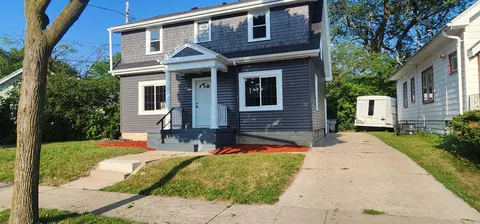 4310 N 26th, Milwaukee, WI 53209