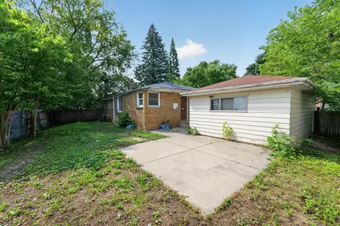 7836 W Beckett, Milwaukee, WI 53218