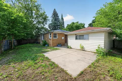 7836 W Beckett, Milwaukee, WI 53218