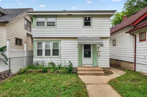4608 N 30th, Milwaukee, WI 53209