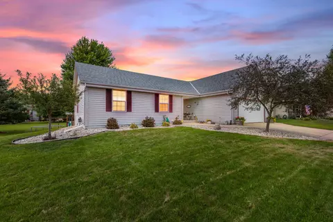 1205 Huron, Hartford, WI 53027
